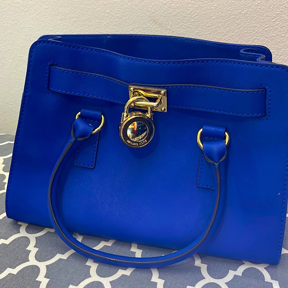 Michaels kors purse color electric blue